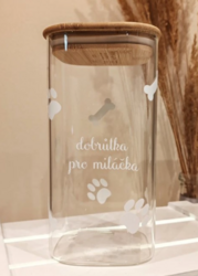 Dóza na pamlsky ''dobrůtka pro miláčka'' + tlapky a kostičky 1500ml (bílá)